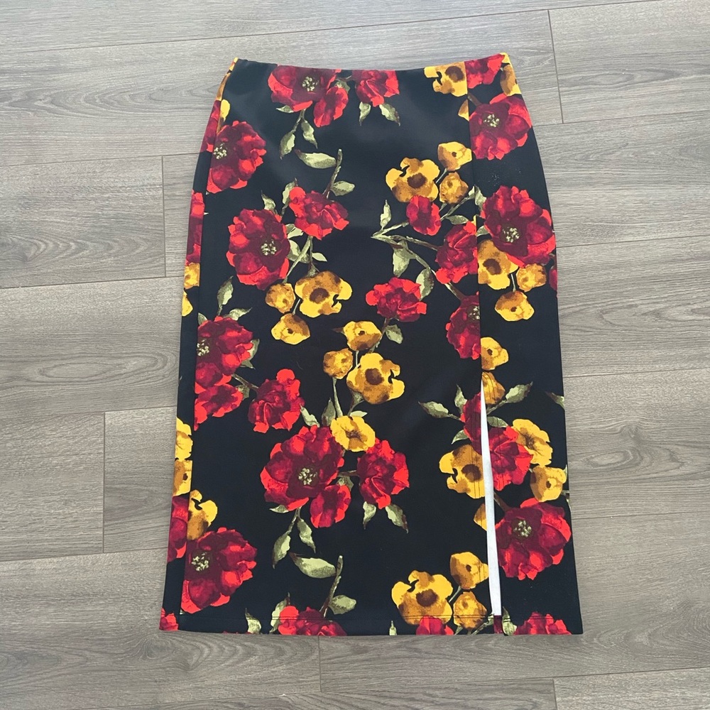NYCC midi pencil skirt, size L